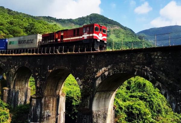 Hai Van Pass Train: The World Most Beautiful Railway Route